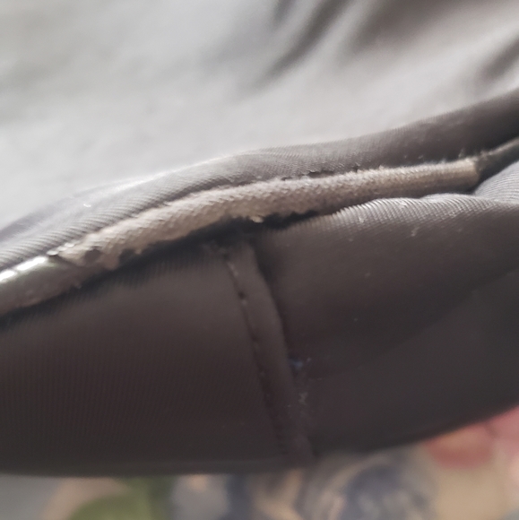 Olivia & Joy Crossbody Bag - Picture 3 of 12